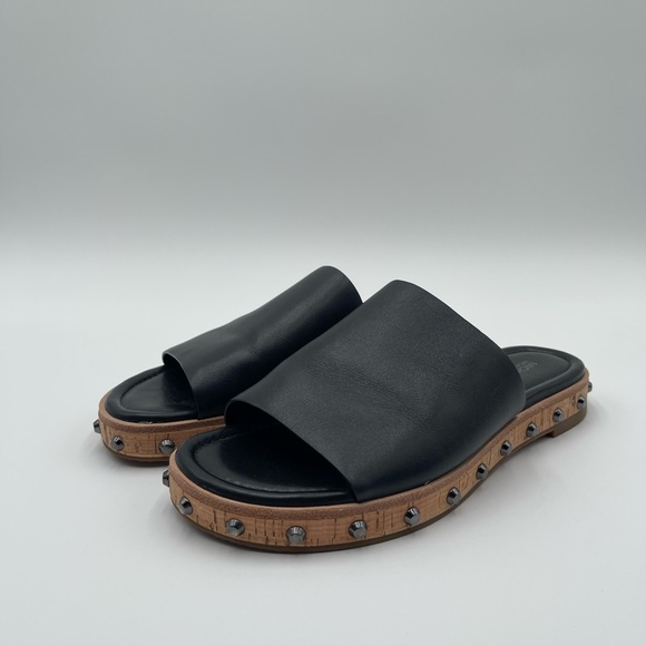 MICHAEL Michael Kors Shoes - Michael Kors Women’s Size 8 Black Ellen Leather Sandals Slip on Casual Shoes